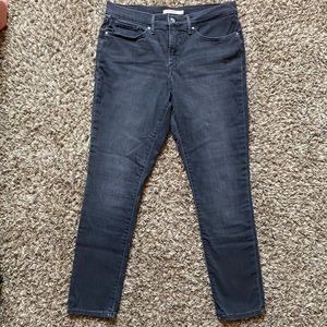 Levi’s 311 shaping skinny jeans